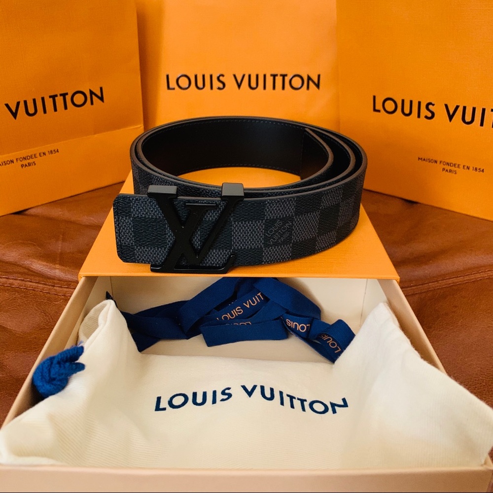Louis Vuitton | Belt | Damier Graphi…